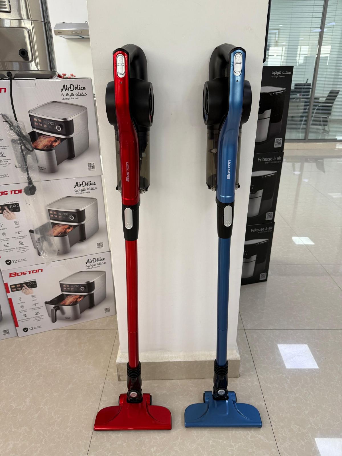 ASPIRATEUR BALAI BOSTON BVC-28